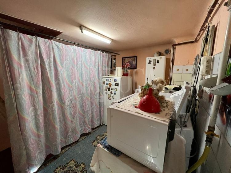 Casă individuală cu 3 camere cu Canalizare în Gruia