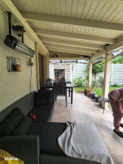 Casă cu 4 camere cu Teren 250 Mp în Sud