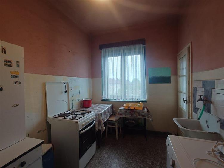 Apartament cu 2 camere nedecomandat în Central