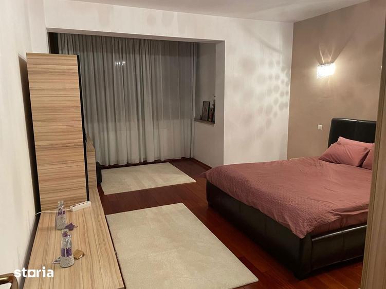 Apartament cu 3 camere, mobilat în Titan