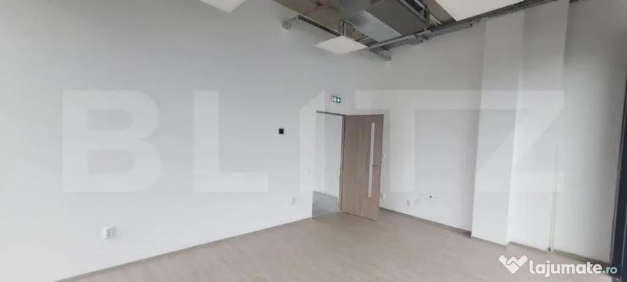 Spațiu comercial, de 643 mp, în Florești
