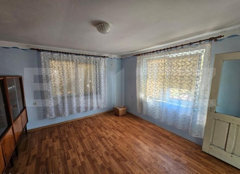 Casă individuală cu 2 camere cu Canalizare în Vingard