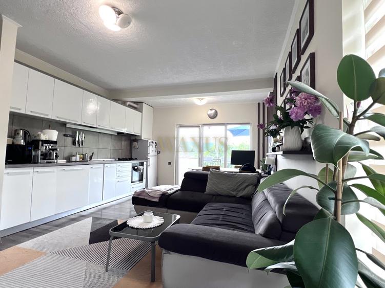 Apartament cu 2 camere semidecomandat, mobilat în Florești — fotografia 1