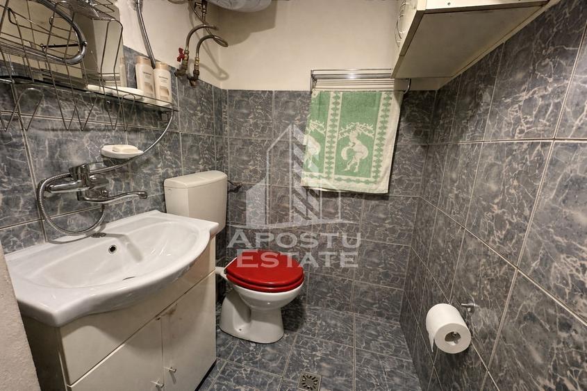 Garsonieră decomandată, mobilată în Dâmbovița