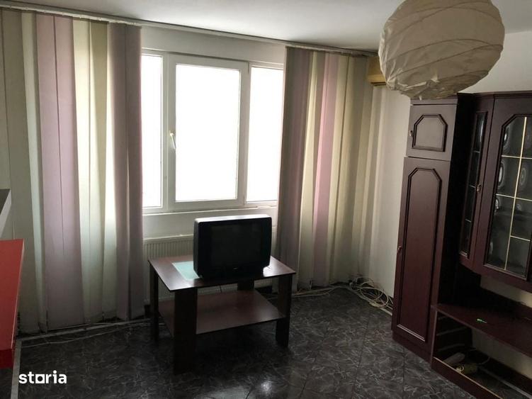 Apartament cu 2 camere decomandat în Aviației