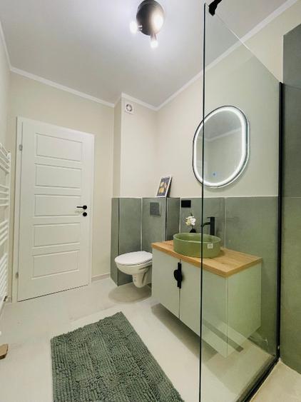 Apartament cu 2 camere semidecomandat în Florești