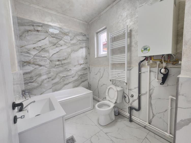 Casă individuală cu 2 camere cu Canalizare în Lunca Cetățuii