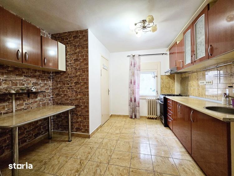Apartament cu 3 camere în Micălaca