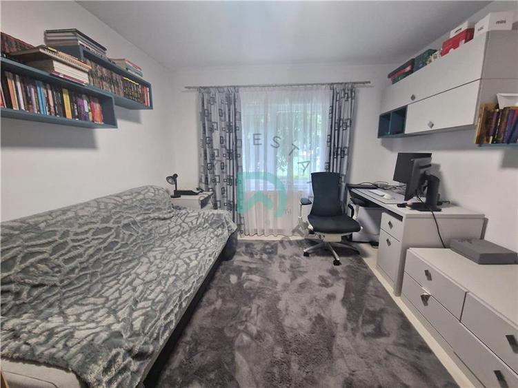 Apartament cu 4 camere decomandat, mobilat în Scriitorilor