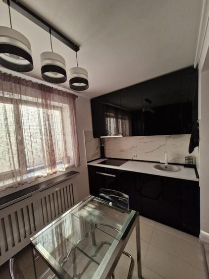 Apartament cu 2 camere semidecomandat, mobilat în Theodor Pallady