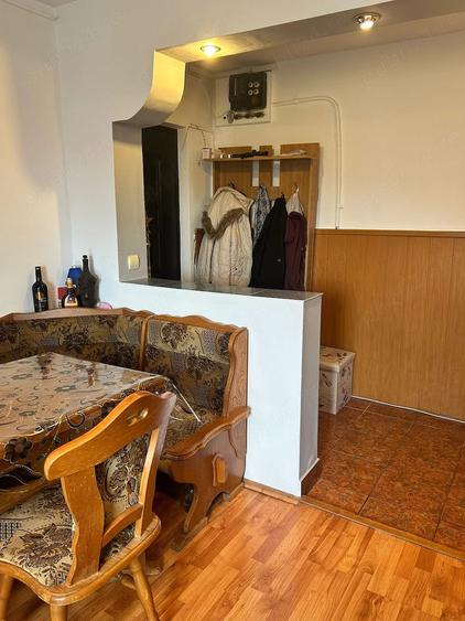 Apartament cu 2 camere semidecomandat în Debarcader