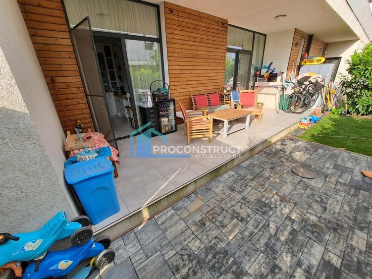 Apartament cu 3 camere decomandat, mobilat în Dumbrăvița