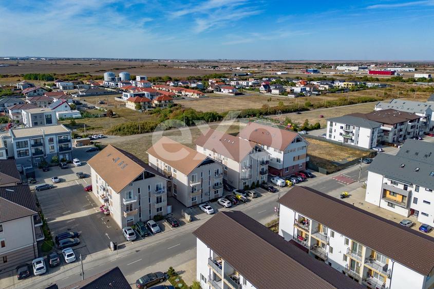 Apartament cu 3 camere în Dumbrăvița