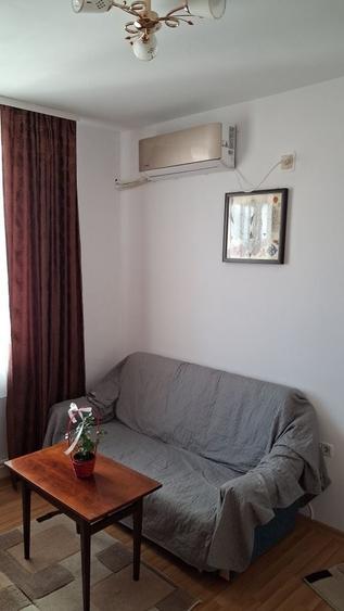 Apartament cu 2 camere semidecomandat în Casa de Cultură