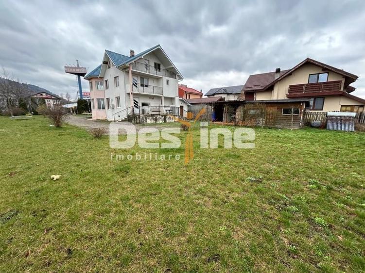 Casă individuală cu 6 camere cu Canalizare în Ciritei