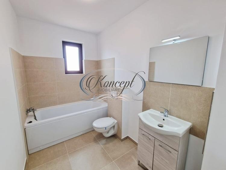 Duplex cu 4 camere cu Canalizare în Dâmbul Rotund