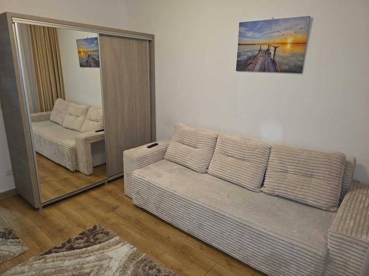 Apartament cu 2 camere semidecomandat în Prundu