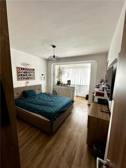 Apartament cu 4 camere decomandat, mobilat în Gheorghe Lazăr
