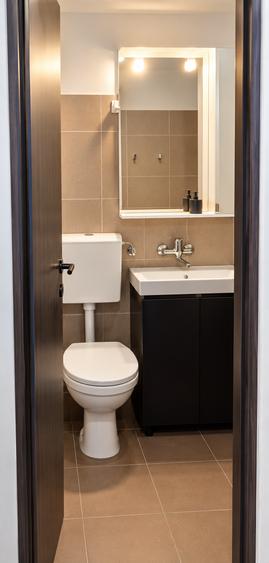 Apartament cu 2 camere semidecomandat în Iancului