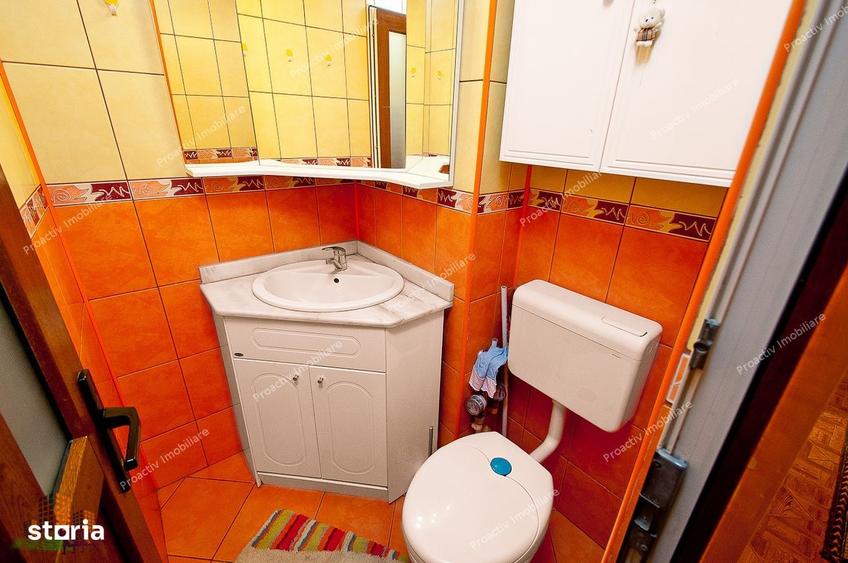 Apartament cu 3 camere decomandat, mobilat în Faleză