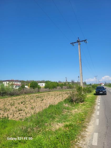 Teren de 1000 mp, în Nucet
