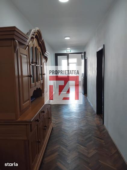 Spațiu comercial, de 249 mp, în Depozitelor