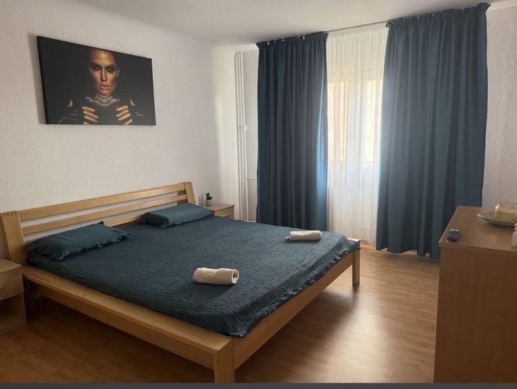 Garsonieră decomandată în 1 Mai