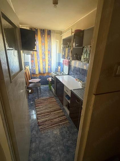 Vand apartament 2 camere micro 14 str Prahova - 1