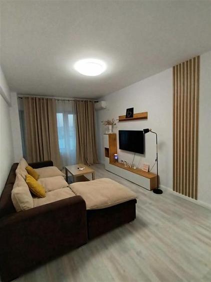 Apartament cu 2 camere decomandat, mobilat în Podu Roș