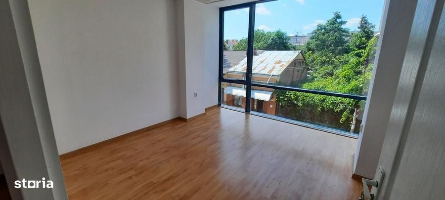 Spațiu comercial, de 120 mp, în Ultracentral