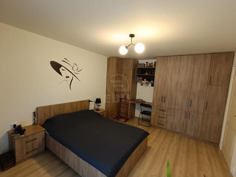 Apartament cu 2 camere semidecomandat în Florești