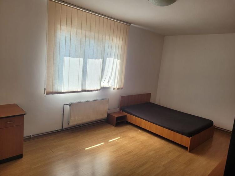 Apartament cu 2 camere decomandat în Dosu Bricii