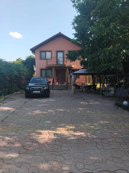 Casă cu 3 camere în Gostinari
