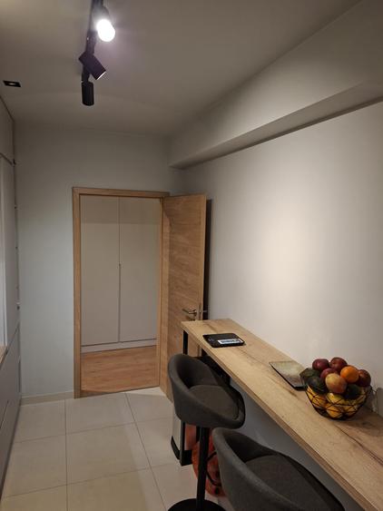 Apartament cu 3 camere decomandat, mobilat în Nord