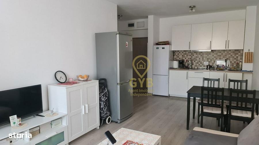 Apartament cu 2 camere, mobilat în Central