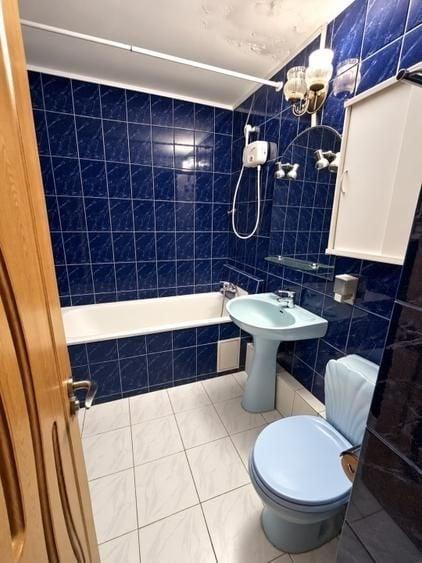 Apartament cu 2 camere decomandat, mobilat în Sebastian