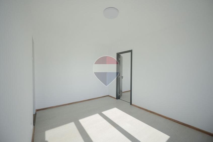 Apartament cu 2 camere semidecomandat în Rogerius