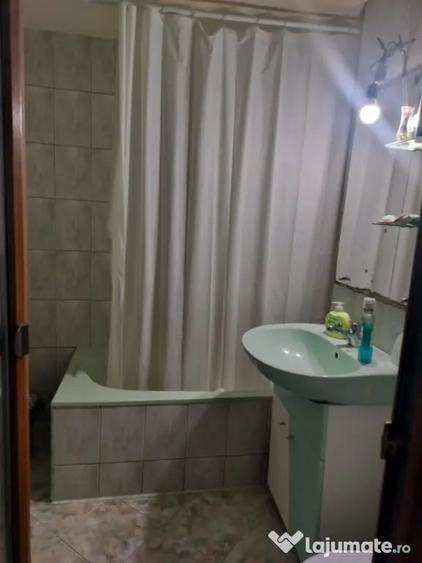Apartament 2 camere, 49 mp, zona Policlinica - Bals - 1