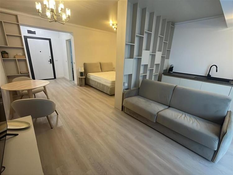 Apartament cu vedere la mare, etaj 8  White Titanic, Mamaia Nord, mobilat compl - 1