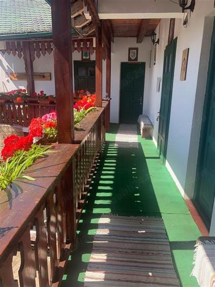 Cladire cu Arhitectura Traditionala - 691 mp - Ultracentral Oradea - 9