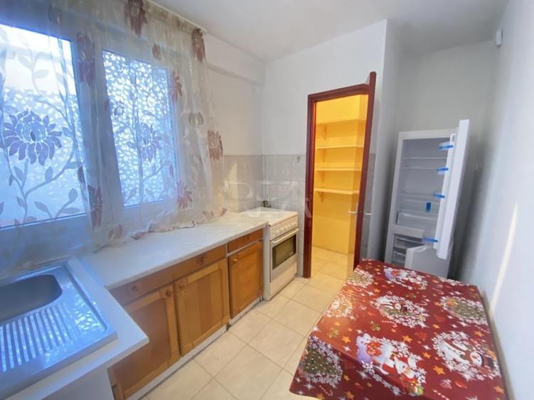 2 Camere- Decomandat-Metrou Eroii Revolutiei - 6