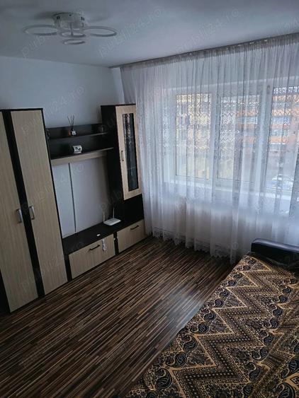 Inchiriez apartament - 5