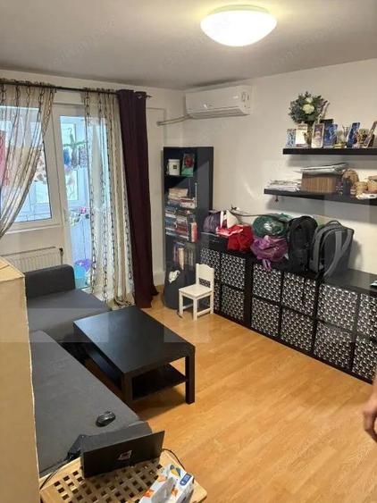 Apartament 2 camere, semidecomandat, etaj 8/10 5 minute de metrou Lujerului - 3