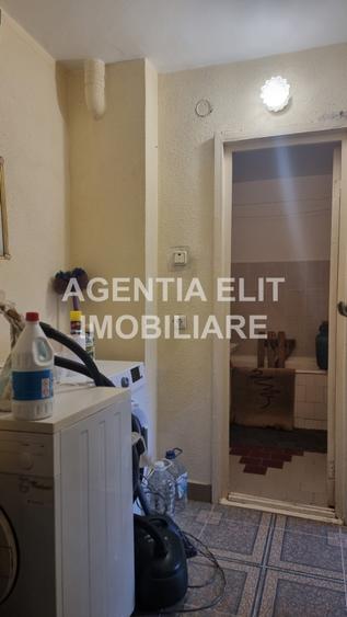 Apartament 4 camere, zona Centrala - 3