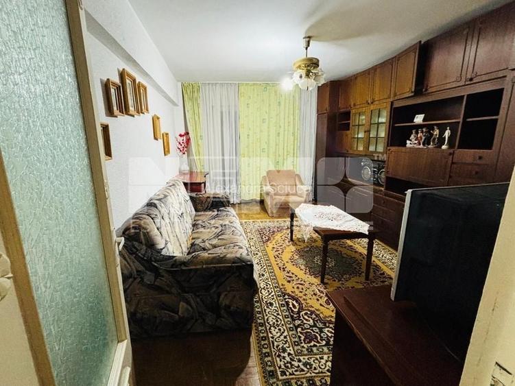 Apartament 2 camere • Ultracentral • Decomandat • 300 €/lună