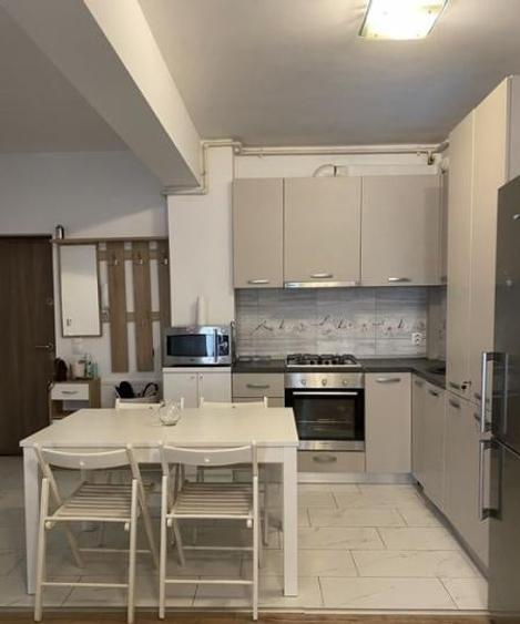 Apartament cu 2 camere semidecomandat, mobilat în Bucureștii Noi