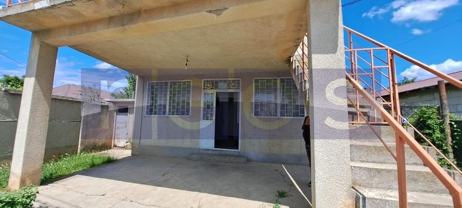 VANZARE VILA SPATIOASA CU TEREN GENEROS – 1.700 MP | RADOESTI VALE, TELEORMAN - 2