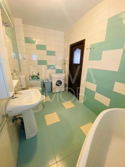 Apartament de inchiriat 3 camere, balcon, garaj, Zona Sub Arini - 13