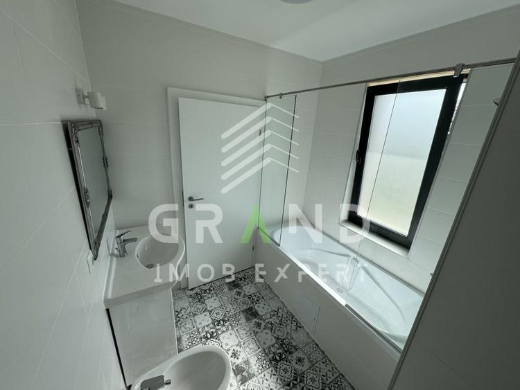 TOTUL NOU!Casa individuala,4 camere,3 BAI,TERASA,GARAJ,zona Dezmir - 18