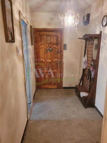 Apartament 3 camere decomandat zona Nord - 10